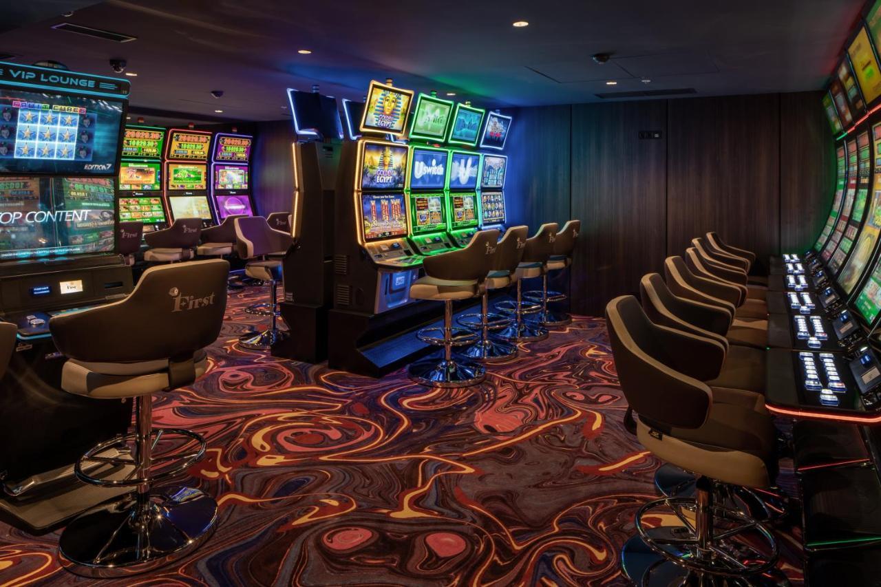 利沃夫大酒店 外观 照片 The casino