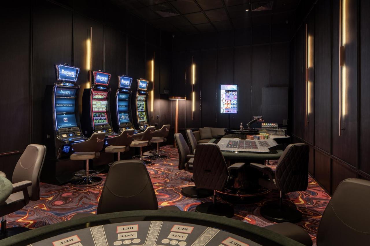 利沃夫大酒店 外观 照片 The casino